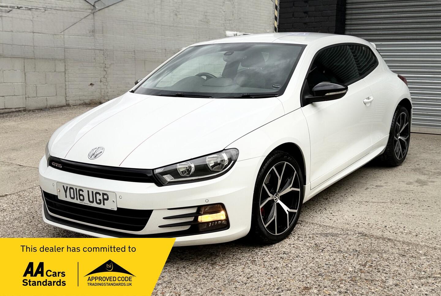 Volkswagen Scirocco Left Side